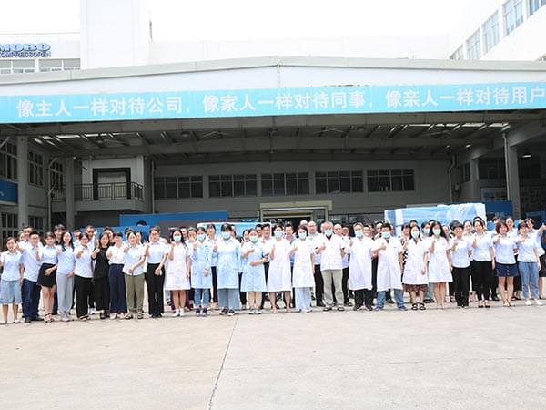 妖精视频无码WWW免费看給全體員工及家屬免費體檢1